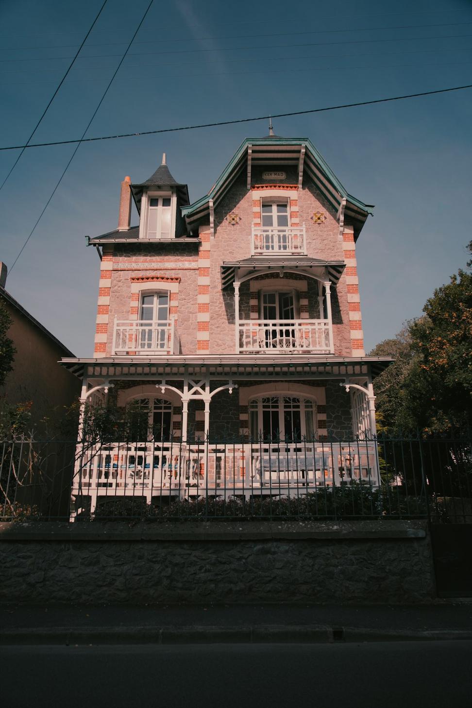 Cabbagetown Victorian Revival